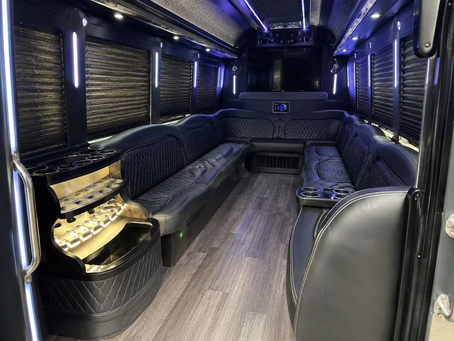 compton party buses for concerts at crypto com arena in downtown la
